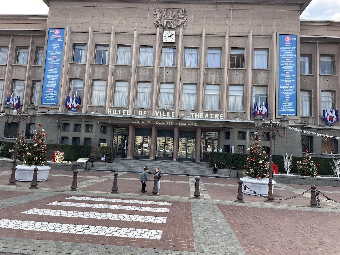 Hotel De Ville Theatre - Photo 3